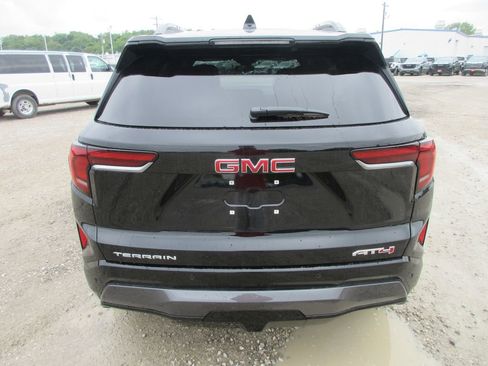 New 2026 GMC Terrain AT4 AWD/4WD image 5