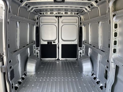 New 2025 RAM ProMaster 2500 w/ Convenience Group image 6
