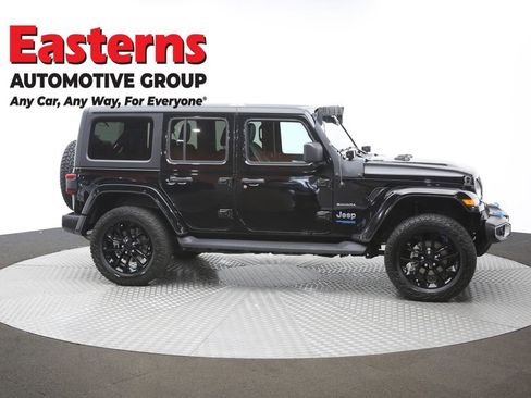 Used 2022 Jeep Wrangler Unlimited Sahara w/ Cold Weather Group image 50