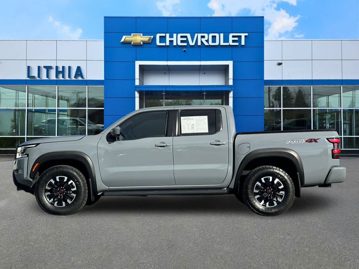 Used 2023 Nissan Frontier PRO-4X w/ Pro Convenience Package AWD/4WD image 5