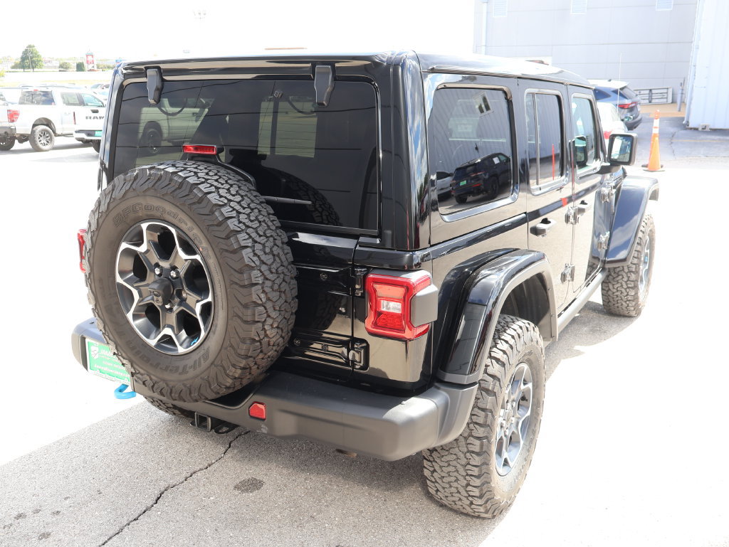 Used 2023 Jeep Wrangler Unlimited Rubicon 4xe w/ Steel Bumper Group AWD/4WD image 5