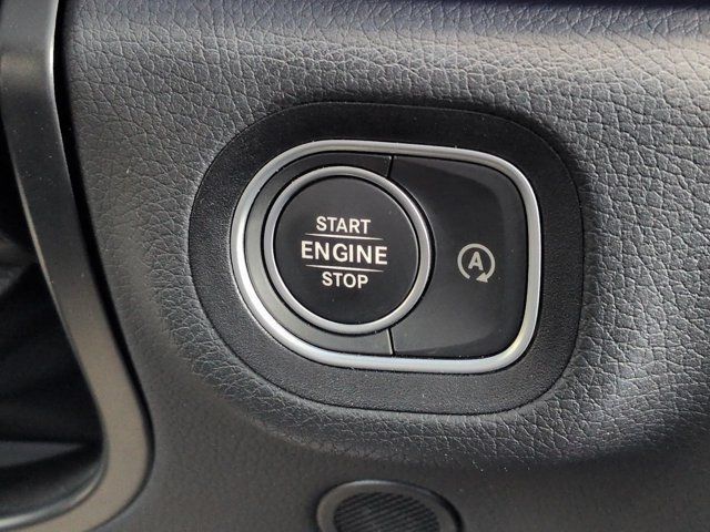 Used 2025 Mercedes-Benz GLS 450 4MATIC image 28