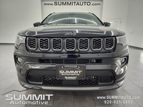 New 2026 Jeep Compass Latitude image 20