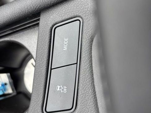 Used 2024 Cadillac XT6 Sport w/ Platinum Package image 31