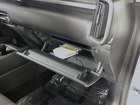 Used 2023 MAZDA CX-50 2.5 S w/ Preferred Plus Pkg image 34