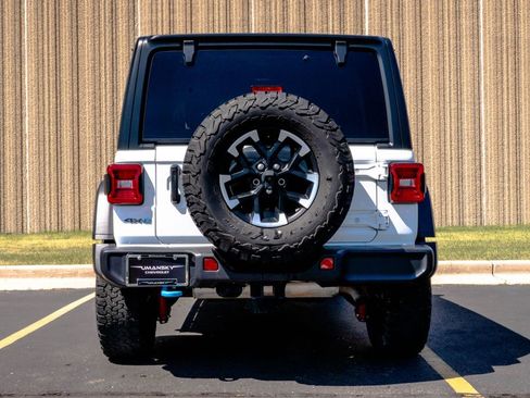 Used 2024 Jeep Wrangler Unlimited Rubicon 4xe AWD/4WD image 8