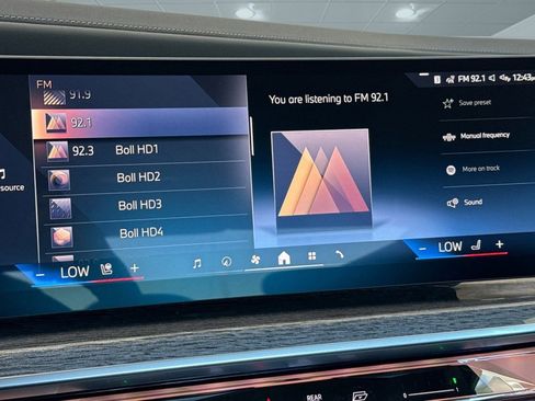 New 2025 BMW 740i image 22