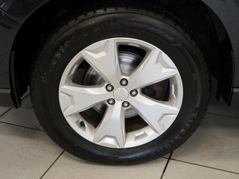 Used 2015 Subaru Forester 2.5i Premium image 20