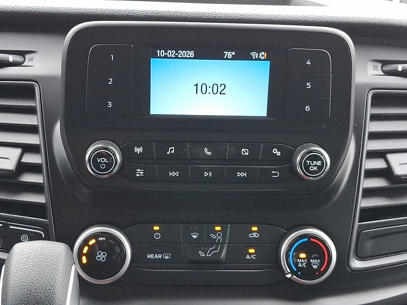 Used 2025 Ford Transit 250 Low Roof w/ Exterior Upgrade Package RWD image 18