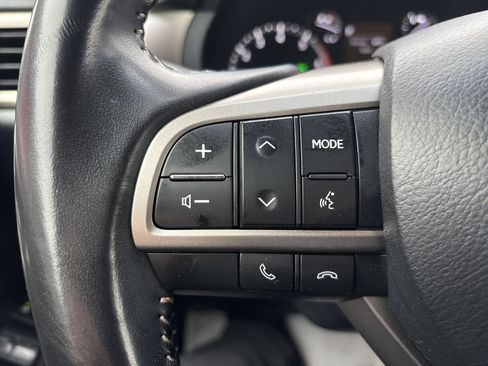 Used 2020 Lexus GX 460 Premium w/ Premium Package image 19