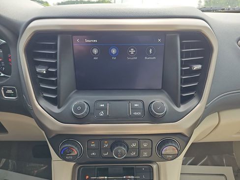 Used 2023 GMC Acadia Denali FWD image 27
