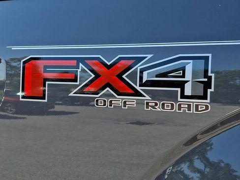 Used 2018 Ford F150 XLT w/ Equipment Group 302A Luxury AWD/4WD image 6