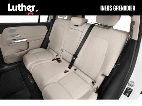 Used 2021 Mercedes-Benz GLB 250 4MATIC image 13