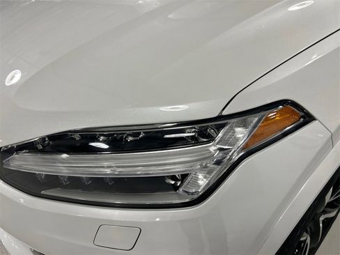 Certified 2023 Volvo XC90 B6 Plus w/ Protection Package Premier image 7