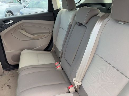 Used 2014 Ford Escape SE w/ Equipment Group 201A image 9