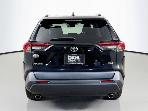 Used 2024 Toyota RAV4 XLE FWD image 12