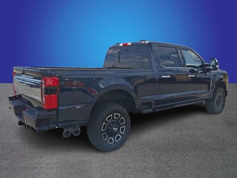 Used 2024 Ford F250 Platinum image 4