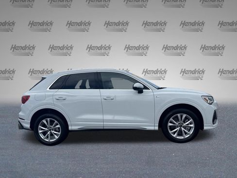 Used 2022 Audi Q3 2.0T Premium Plus AWD/4WD image 10