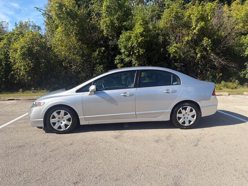 Used 2009 Honda Civic LX image 2