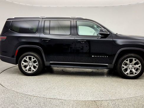 Used 2022 Jeep Wagoneer Series II AWD/4WD image 4