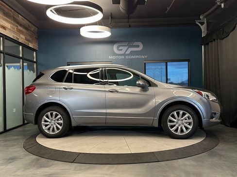 Used 2019 Buick Envision Essence image 2
