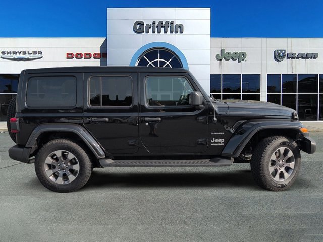 Used 2019 Jeep Wrangler Unlimited Sahara w/ Uconnect 4C Nav & Sound Group AWD/4WD image 3