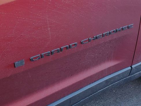 New 2025 Jeep Grand Cherokee Limited image 7