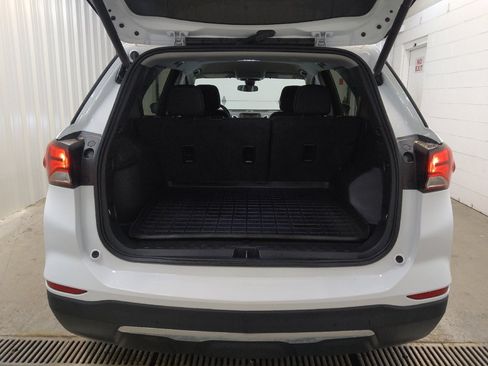 Used 2023 Chevrolet Equinox LT w/ Driver Convenience Package AWD/4WD image 29