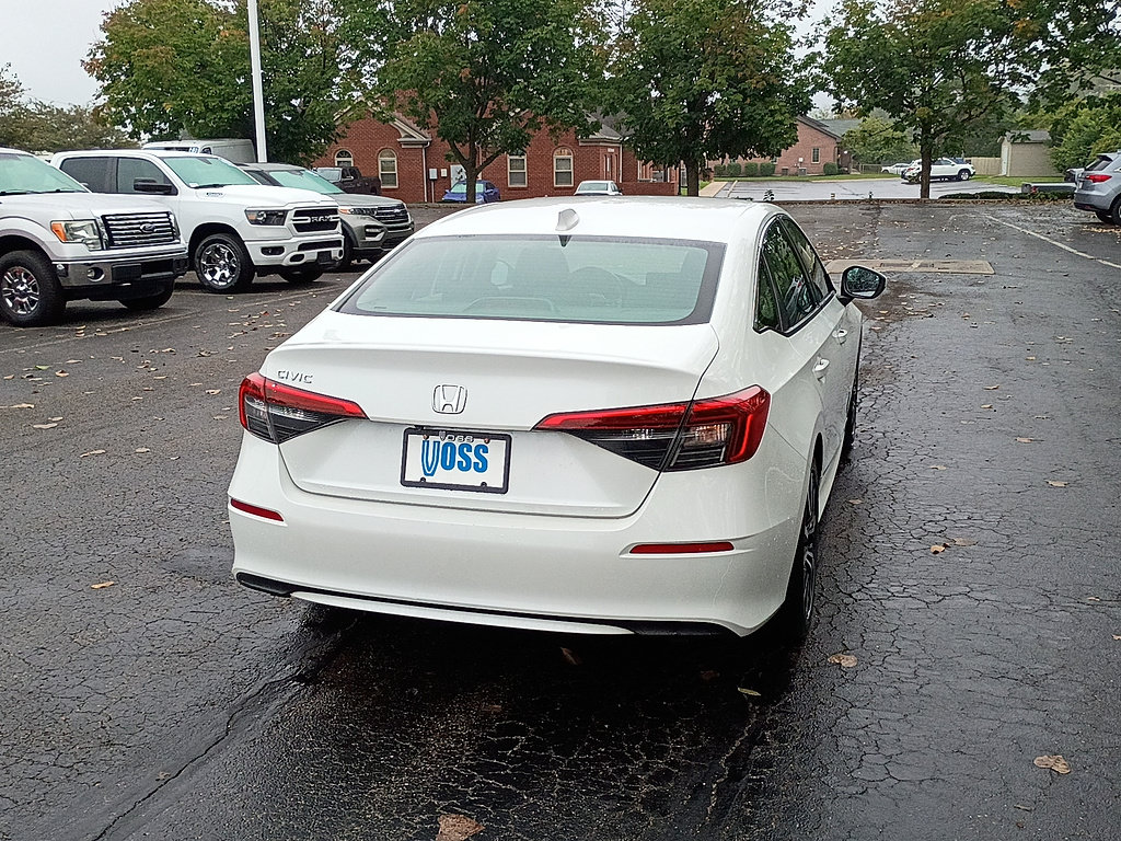 Certified 2022 Honda Civic EX image 3