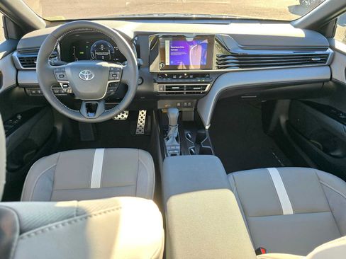 Certified 2026 Toyota Camry SE FWD image 19