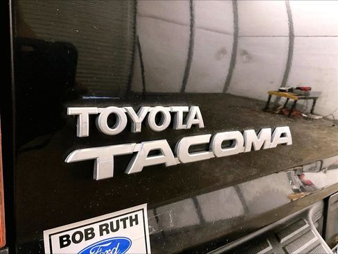 Used 2013 Toyota Tacoma 4x4 Regular Cab image 13