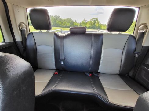 Used 2011 RAM 1500 ST w/ ST Popular Equipment Group RWD image 12