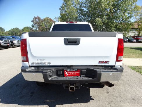 Used 2013 GMC Sierra 2500 SLE w/ Snow Plow Prep Package image 9