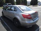 Used 2012 Suzuki Kizashi SE image 6
