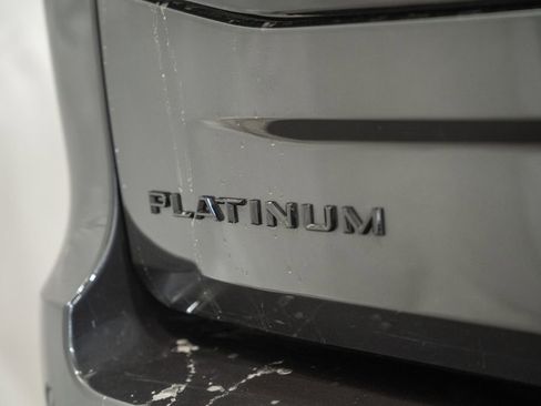 Used 2025 Ford Expedition Platinum w/ Stealth Appearance Package AWD/4WD image 7
