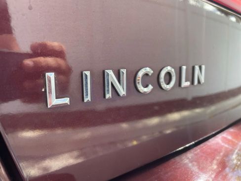 Used 2011 Lincoln MKZ Hybrid Sedan 4D image 12