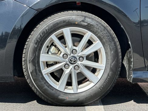 Used 2025 Toyota Camry LE FWD image 22