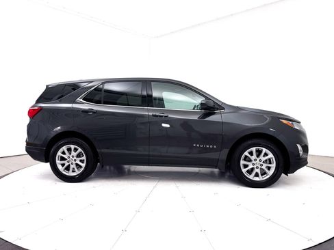 Used 2020 Chevrolet Equinox LT FWD image 34