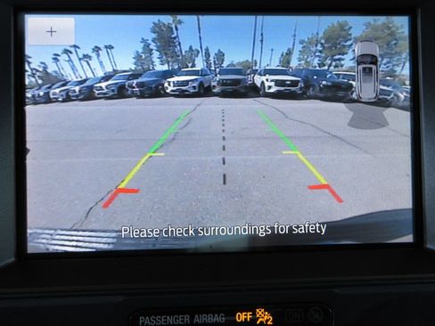 Used 2020 Ford Expedition XLT w/ Equipment Group 202A RWD image 20
