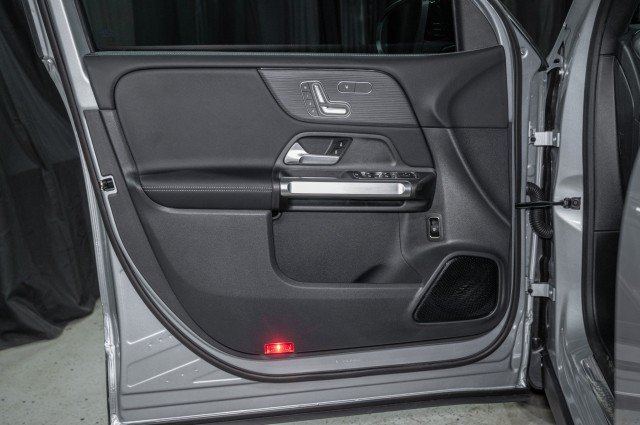 Certified 2026 Mercedes-Benz GLB 250 image 10