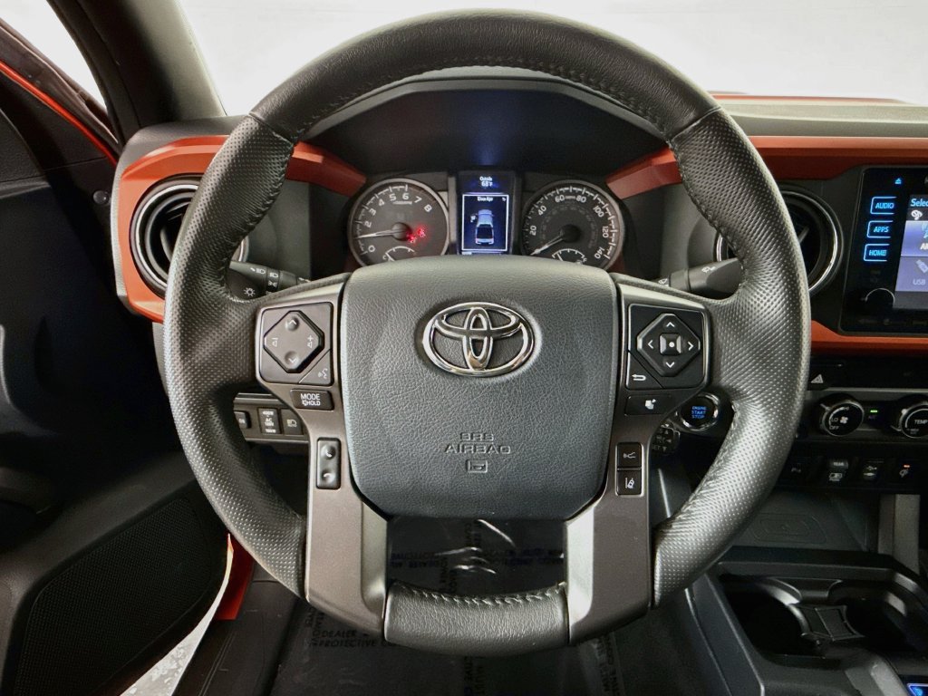 Used 2018 Toyota Tacoma TRD Sport w/ Technology Package AWD/4WD image 12
