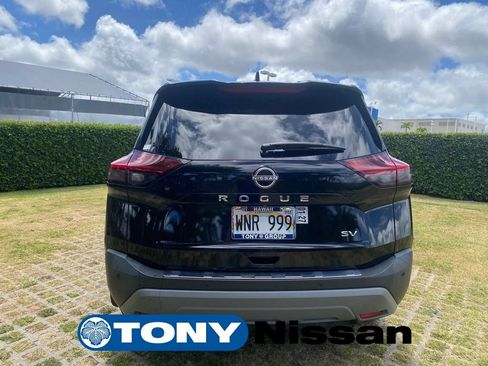Used 2022 Nissan Rogue SV FWD image 6