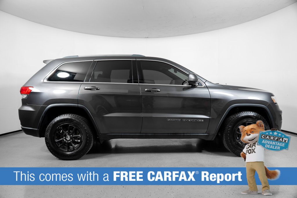 Used 2018 Jeep Grand Cherokee Laredo RWD image 3