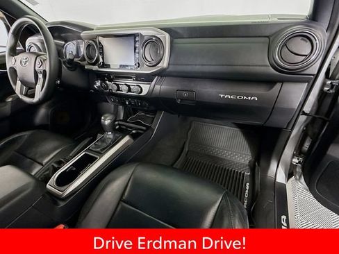 Certified 2021 Toyota Tacoma Limited AWD/4WD image 26