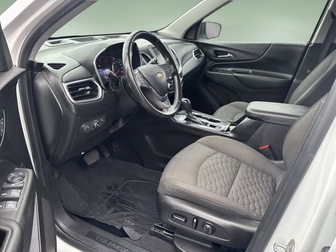 Used 2021 Chevrolet Equinox LT image 23