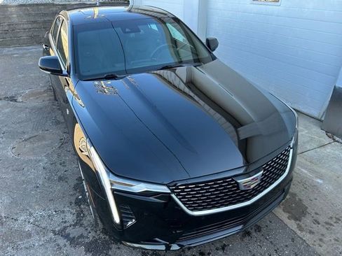 Used 2025 Cadillac CT4 Premium Luxury image 7