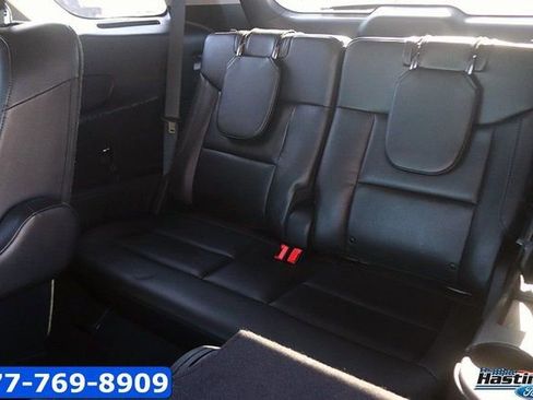 Certified 2022 Ford Explorer Limited w/ Equipment Group 301A image 18