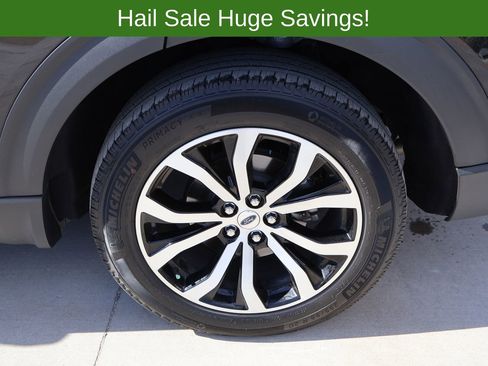 Used 2025 Ford Explorer ST-Line AWD/4WD image 11