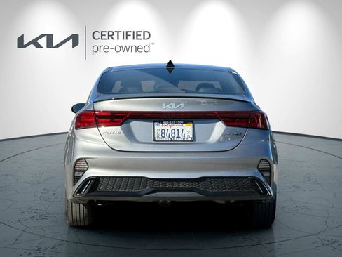 Certified 2024 Kia Forte GT-Line image 5