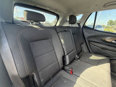 Used 2020 GMC Terrain SLE FWD image 17